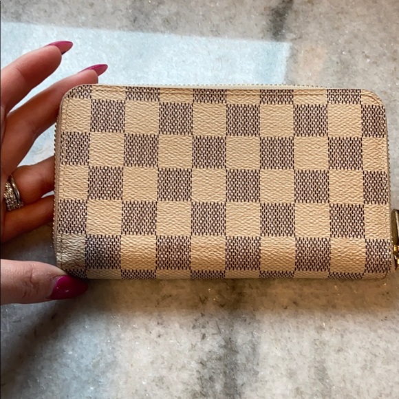 Louis Vuitton Handbags - Louis Vuitton Compact Zippy Wallet